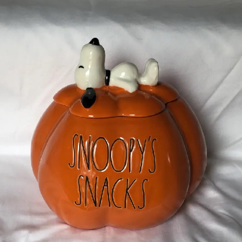 Rae Dunn New Peanuts Fall Halloween Snoopy’s Snacks Pumpkin Dog Treat Jar